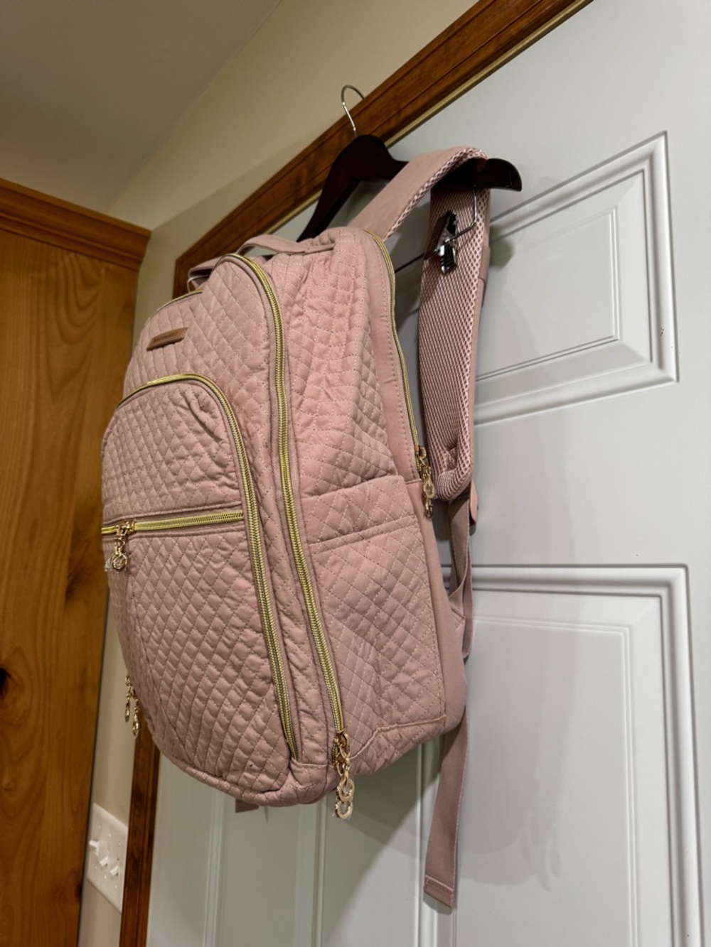 BAGSMART Quilted Backpack Blush Pink Travel Laptop Bag Gold Zippers - Picture 2 of 13